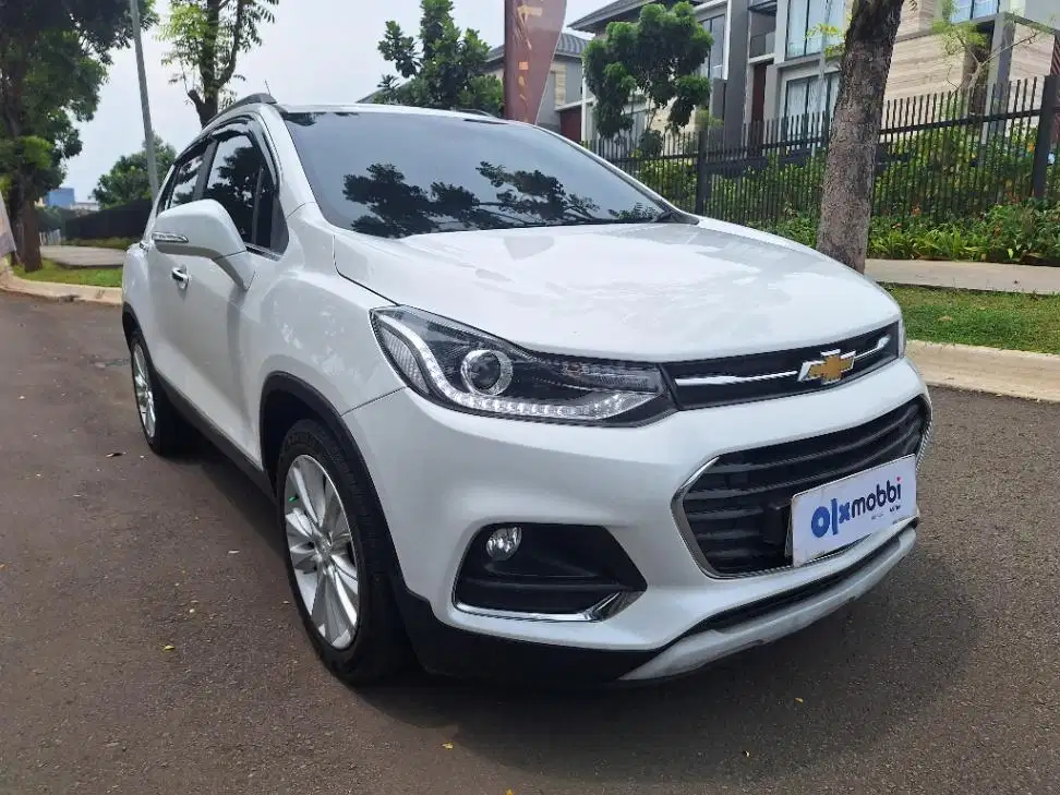 DP MURAH Chevrolet Trax 1.4 Premier Bensin-AT 2019 Putih CPFWB