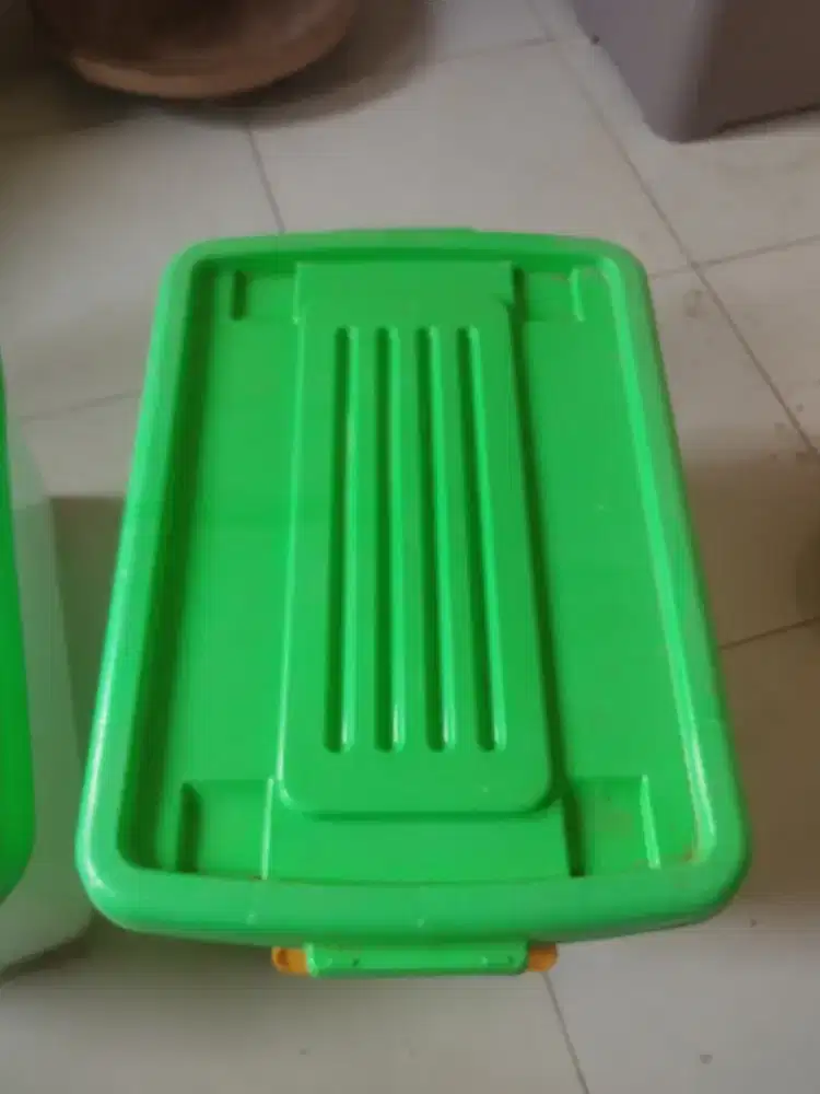 Storage box 60L