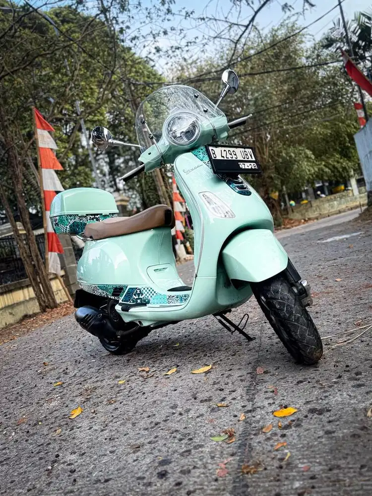 VESPA LX LIMITED BATIK MURAH