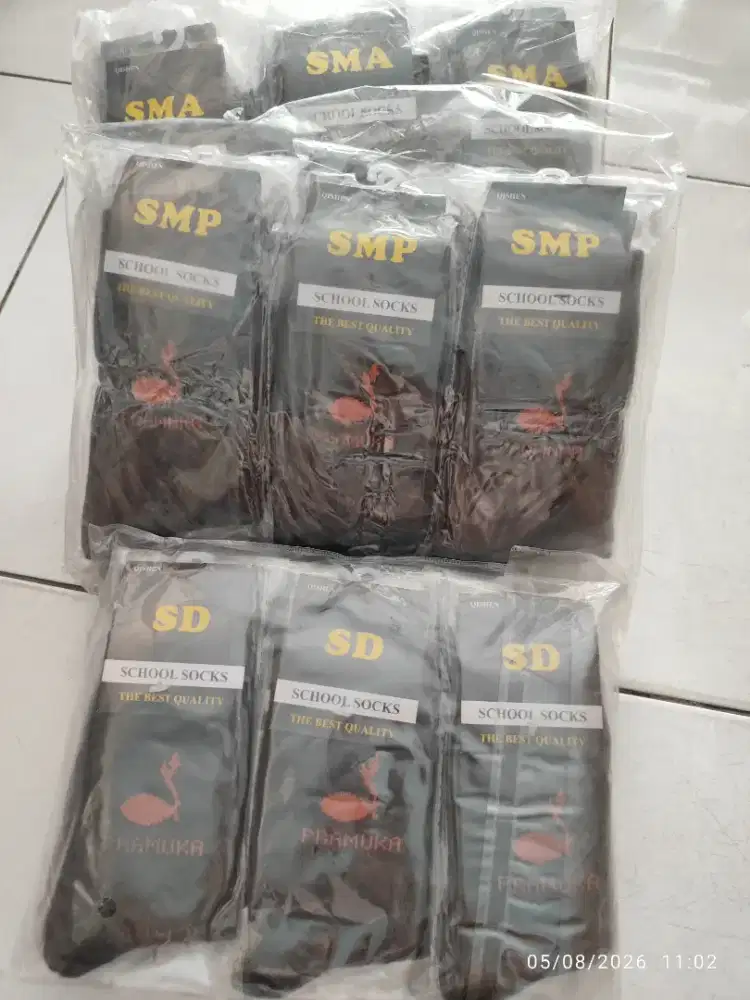 Kaos kaki pramuka