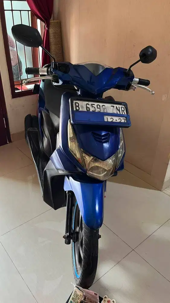 Beat 2011 warna biru