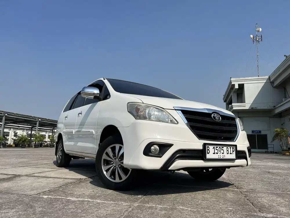 Toyota  kijang Innova 2.0 G at 2015 2014 barong