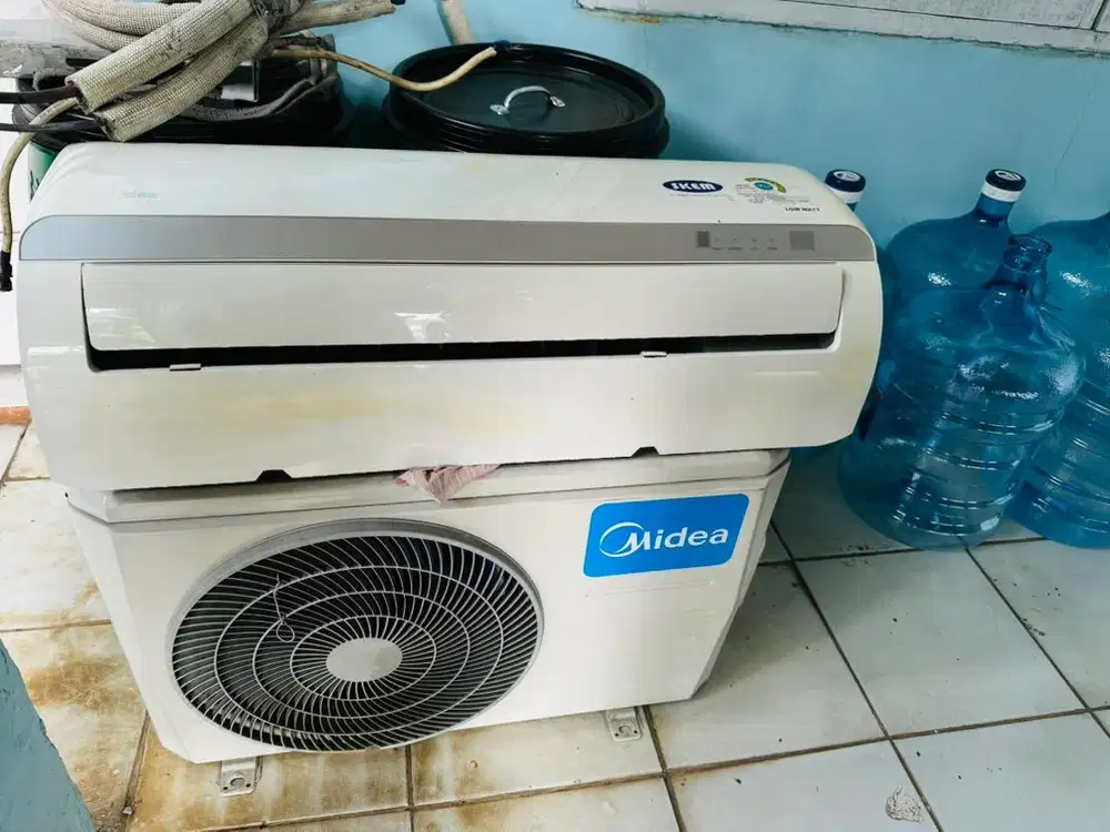 Ac midea kondisi bagus