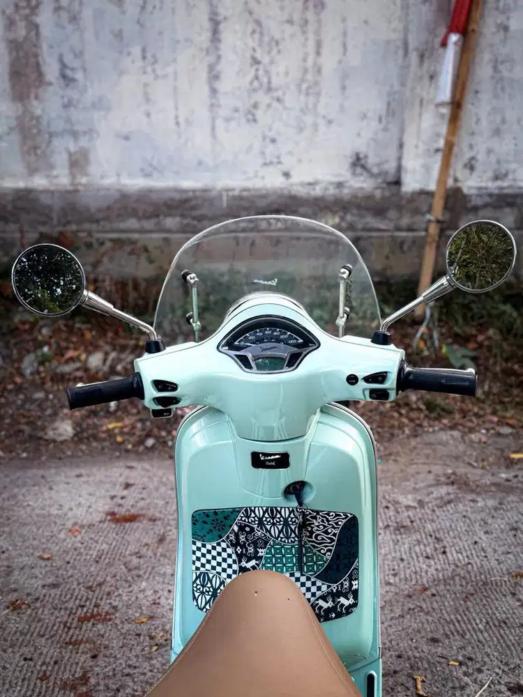 VESPA LX LIMITED BATIK MURAH
