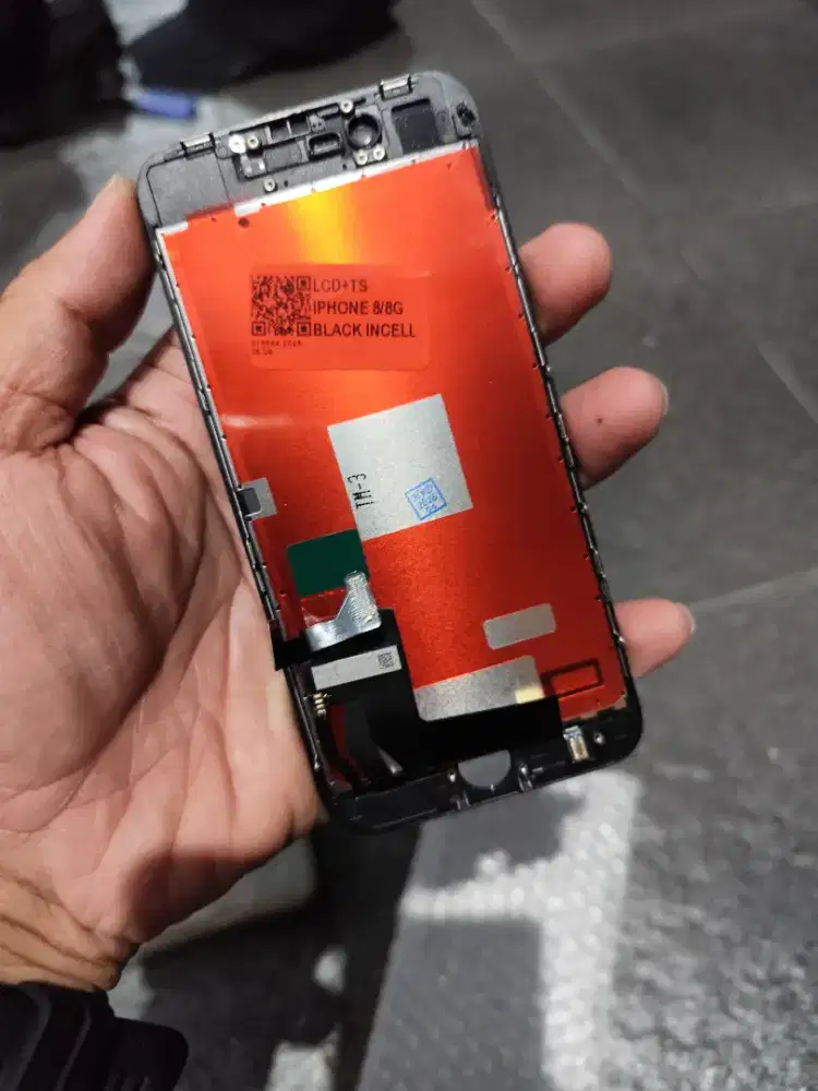 Lcd iphone 8 baru