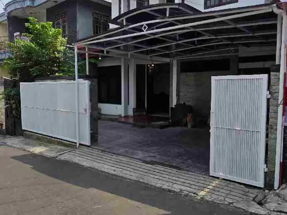 FOR SALE RUMAH SIAP HUNI DI AREA SENOPATI KEBAYORAN BARU