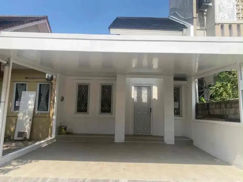 Dijual Rumah Legenda Wisata Cibubur, Rumah 1,5 lantai Dekat  Mall Ciputra Cibubur