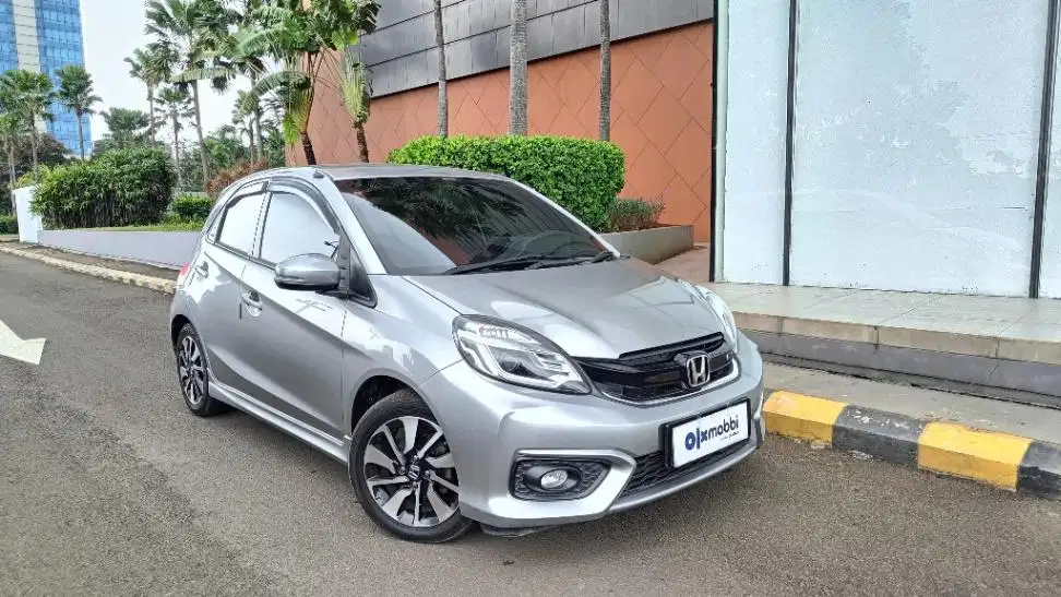 DP MURAH Honda Brio 1.2 RS Bensin-AT 2016 Silver CUAHD