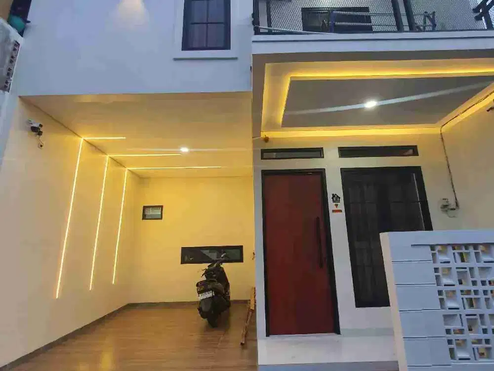 Di jual rumah 2 lantai kokoh permanen disain yg sangat mewah lokasi di pondok aren Tangerang selatan