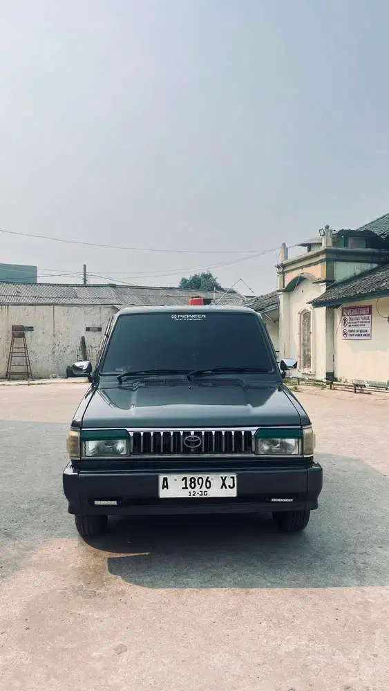 Toyota Kijang 1990 Bensin