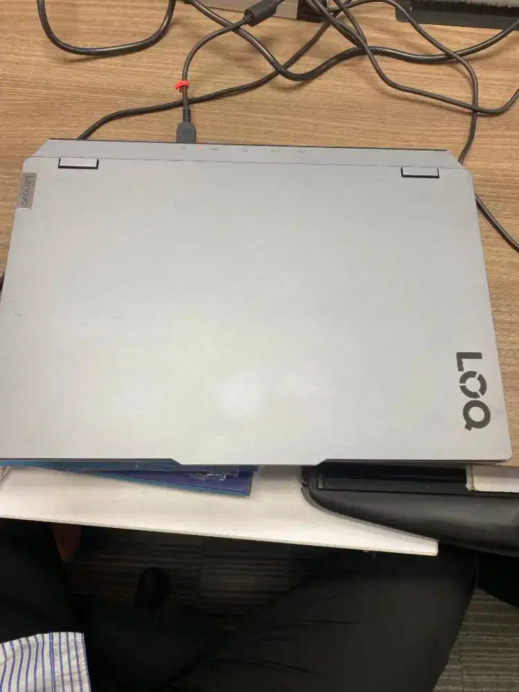 LENOVO LOQ 15AHP9
