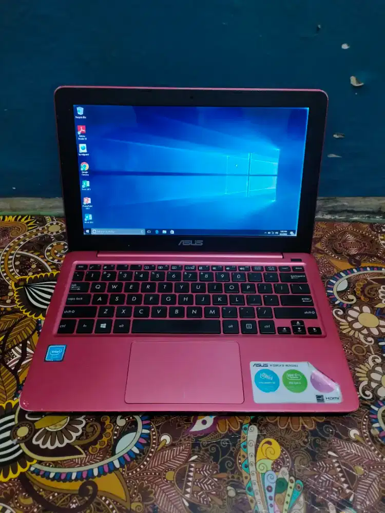 Jual murah notebook asus e202s ram 2 gb hdd 500 gb