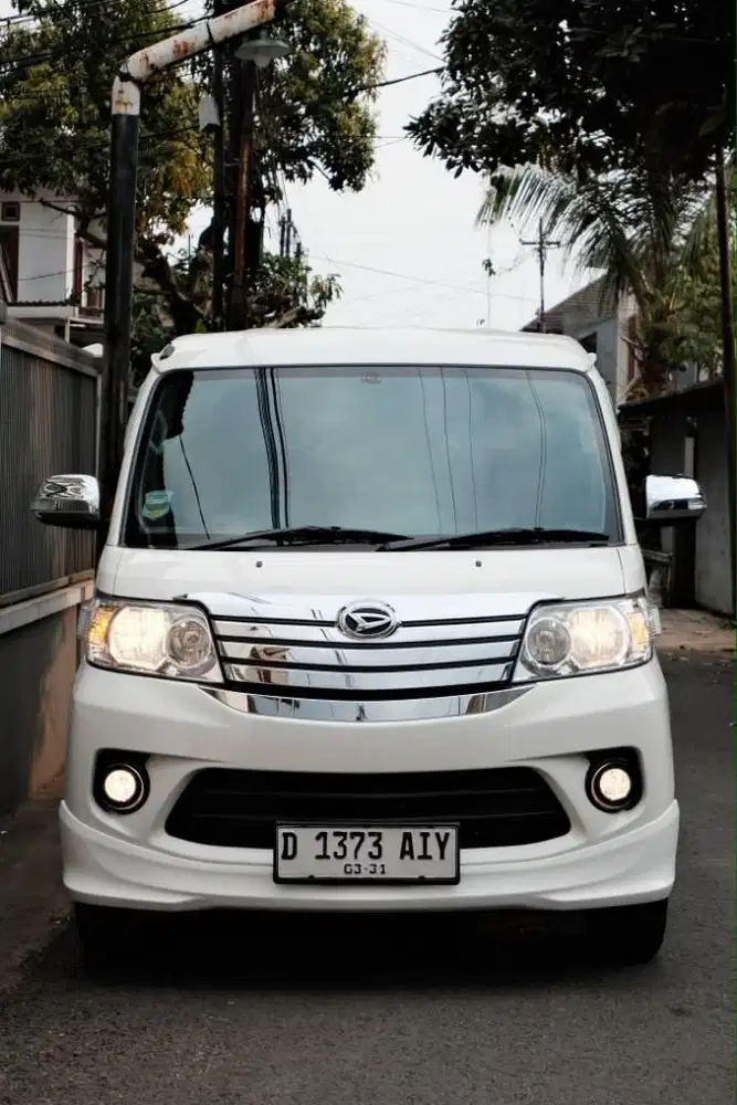Daihatsu Luxio 1.5 X AT 2020