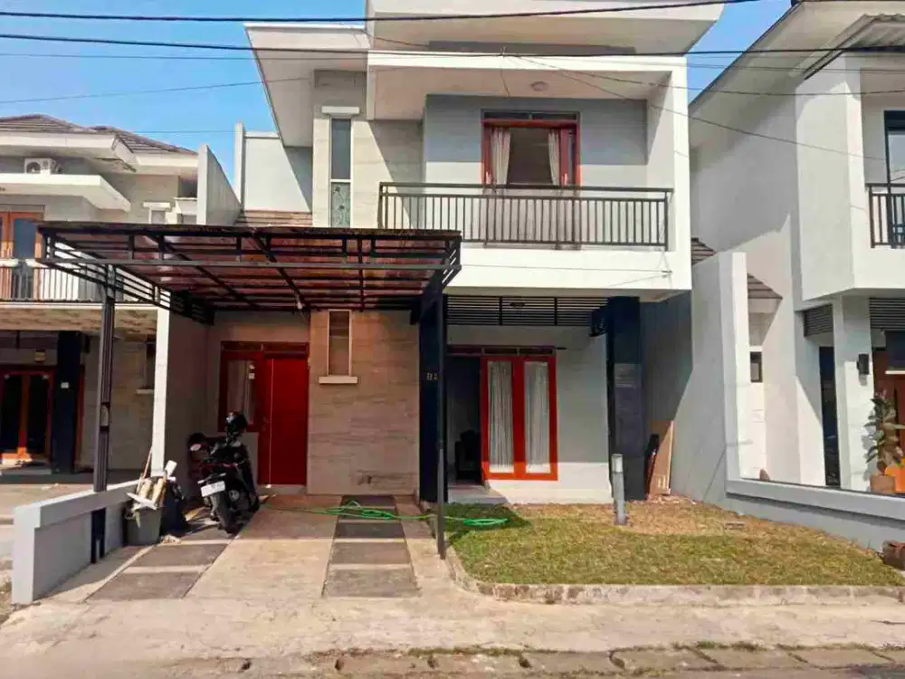 Rumah 2 Lantai One Gate System Di Cikutra Bandung