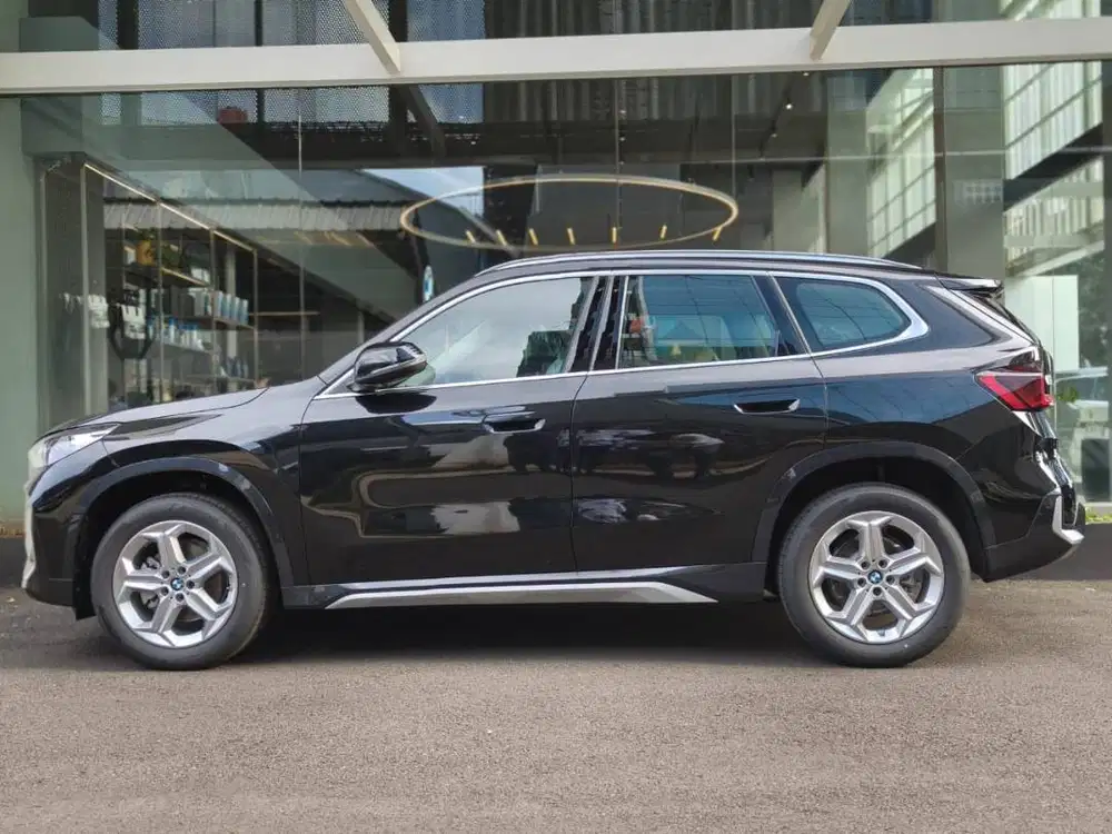 BMW X1 SDrive18i PROGRAM GIIAS