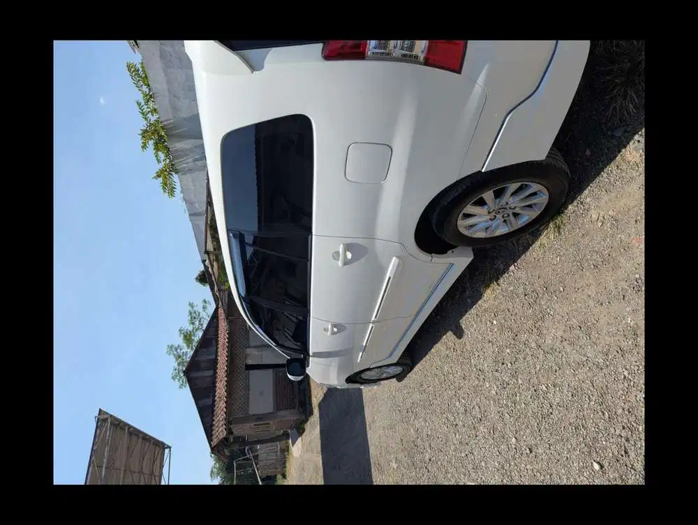 Toyota Kijang Innova 2014 Bensin