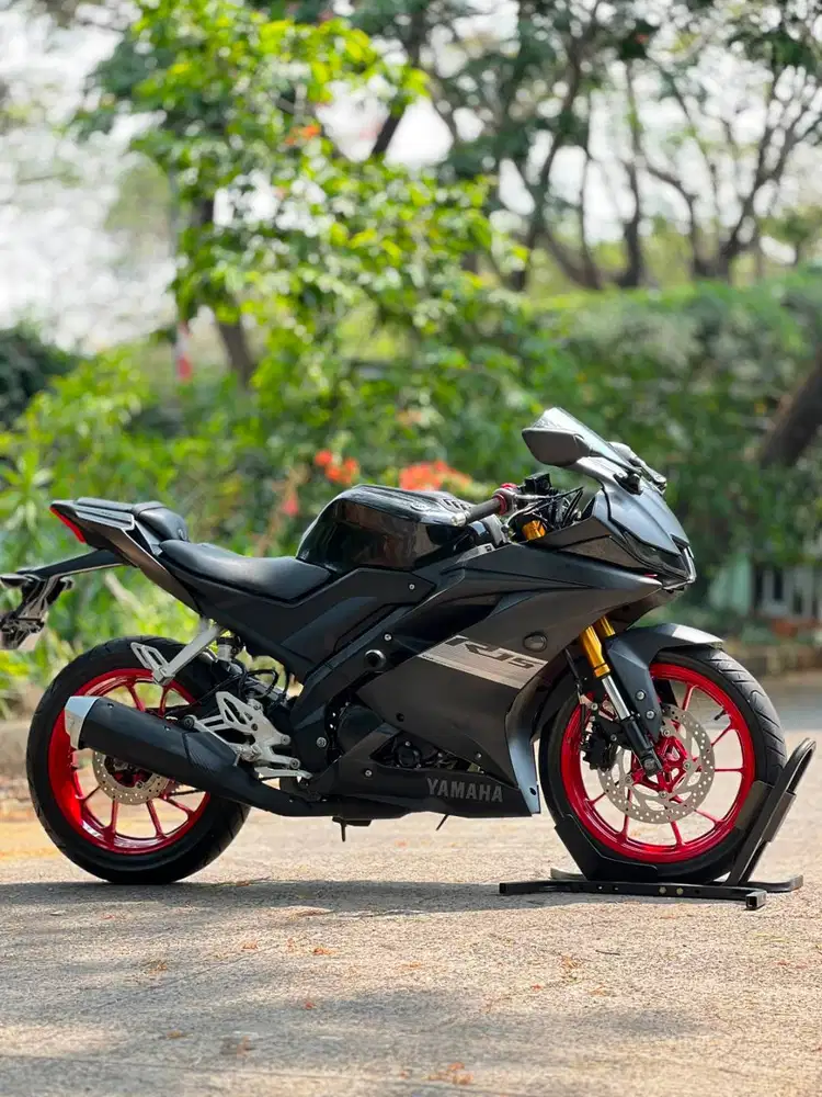 YAMAHA YZF R15 V3 2021 HITAM LOW KM PAJAK HIDUP ANTI REWEL