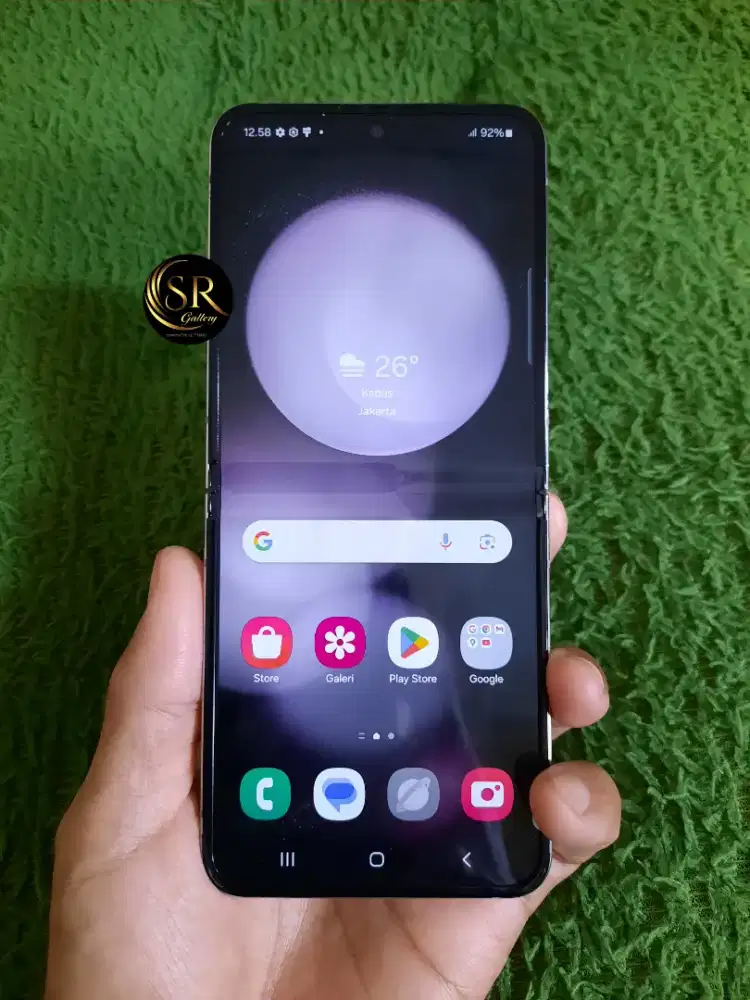 Samsung Z flip 5 8/256 SEIN