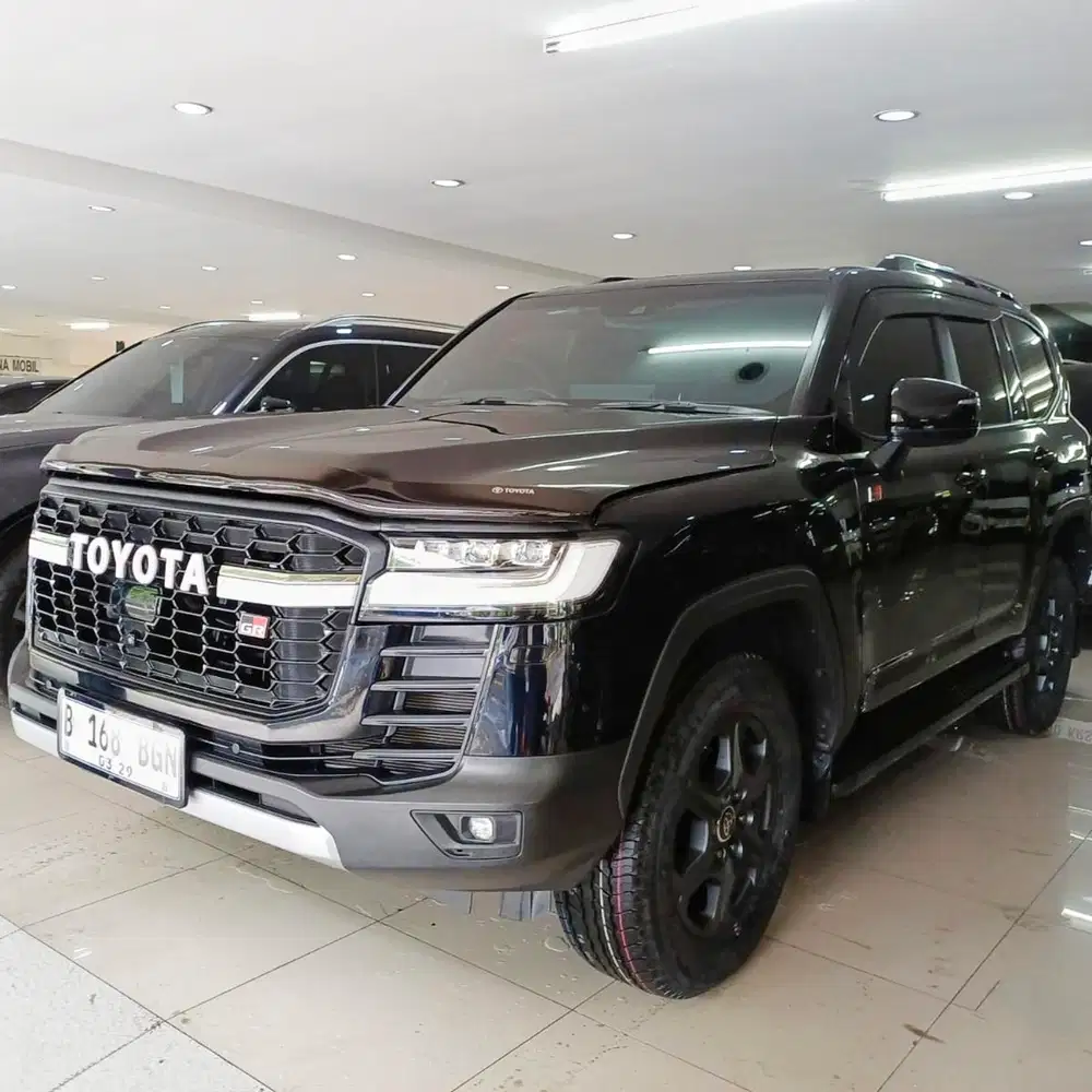 Hanya 14rb kilometer Toyota Land cruiser 2024