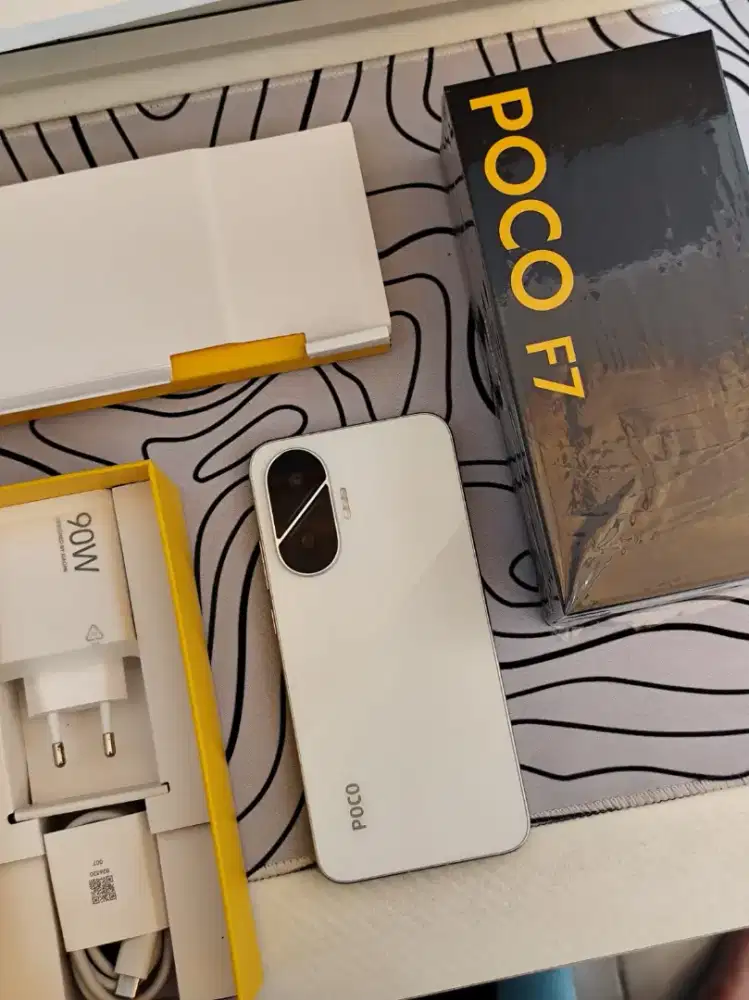 Poco F7 12/512  Fullset