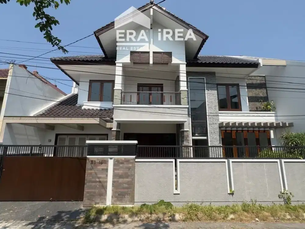RUMAH MEWAH DISEWAKAN DEKAT THE PARK MALL DAN PAKUWON MALL SOLO BARU