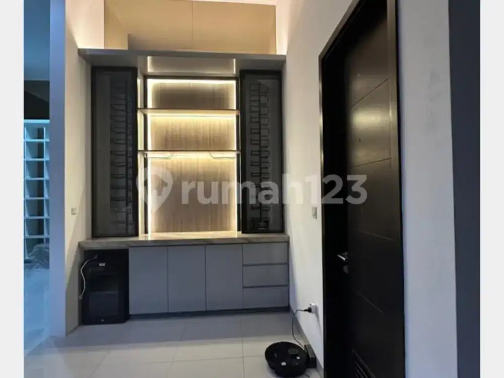 Disewakan Rumah di Pik 2 Full Furnished 10X25, Tinggal Angkat Koper