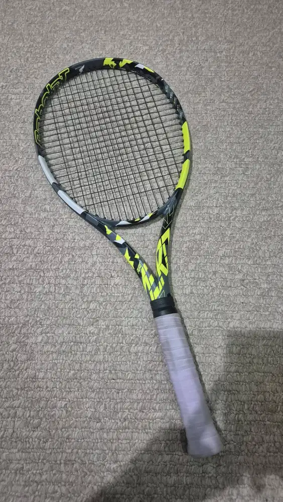 JUAL RAKET TENNIS BABOLAT PURE AERO 2023 100/300 ALCARAZ