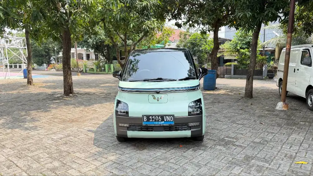 WULING AIR EV LONG RANGE 2023 – HIJAU AVOCADO (KONDISI ISTIMEWA, SIAP