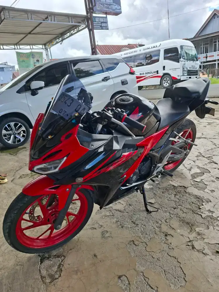 Honda cbr 150 pajak baru