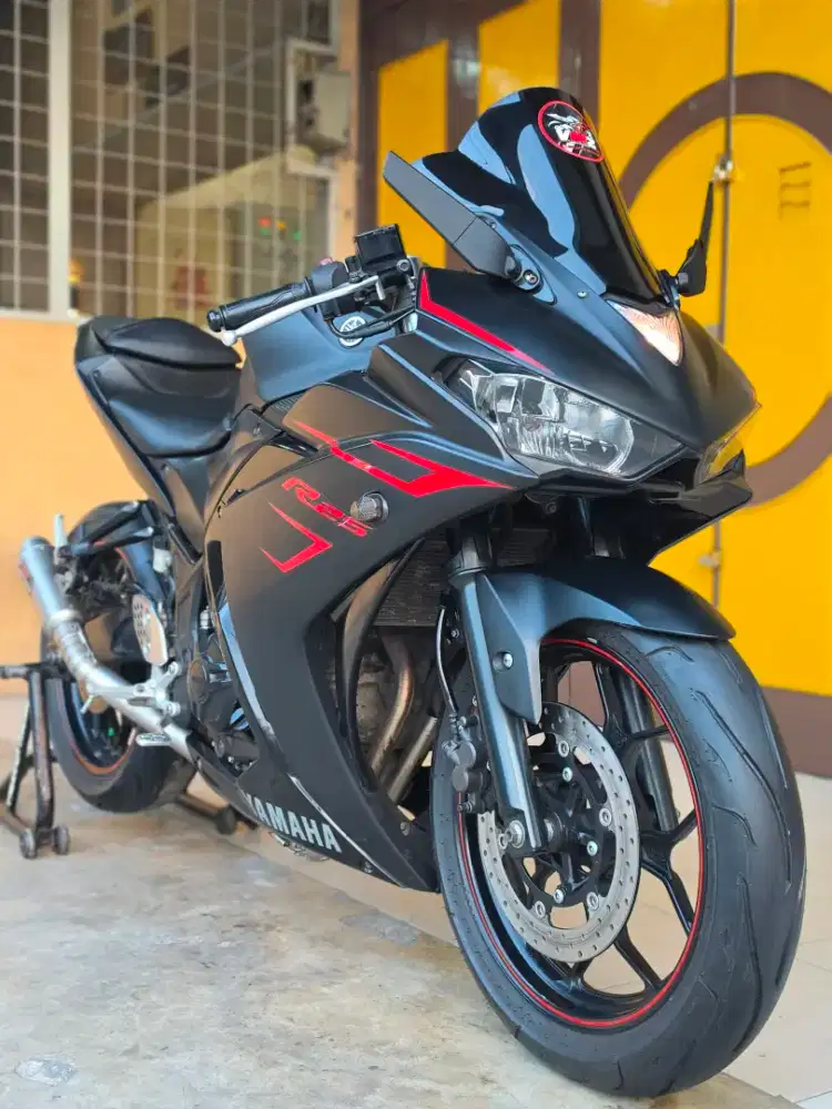 Yamaha R25 / YZF R 25 2017, Warna Black Premium Doff.