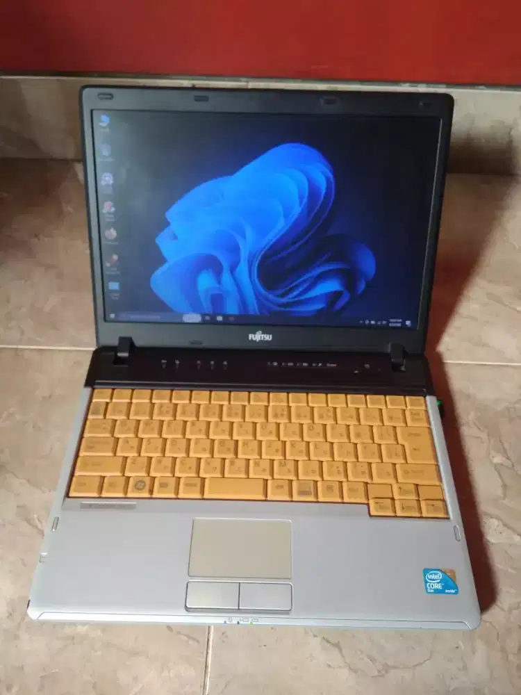 Laptop Fujitsu lifebook p750 A