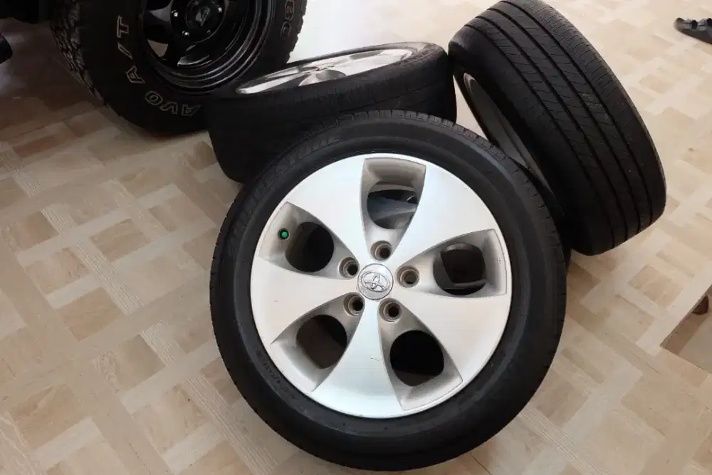 Velg Original Toyota Alphard  r17  /  17 inch oem Toyota
