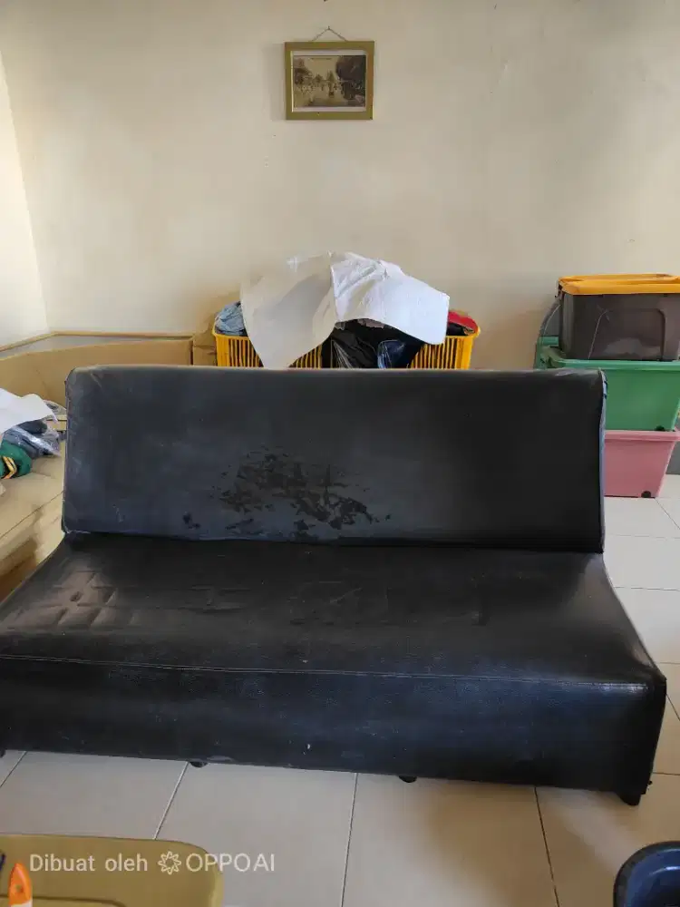 Sofa hitam 150 x 70