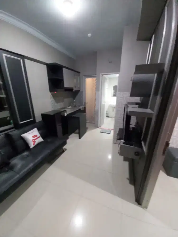 Disewakan/Jual unit 2BR Furnished Apartemen Gunawangsa MERR, Surabaya