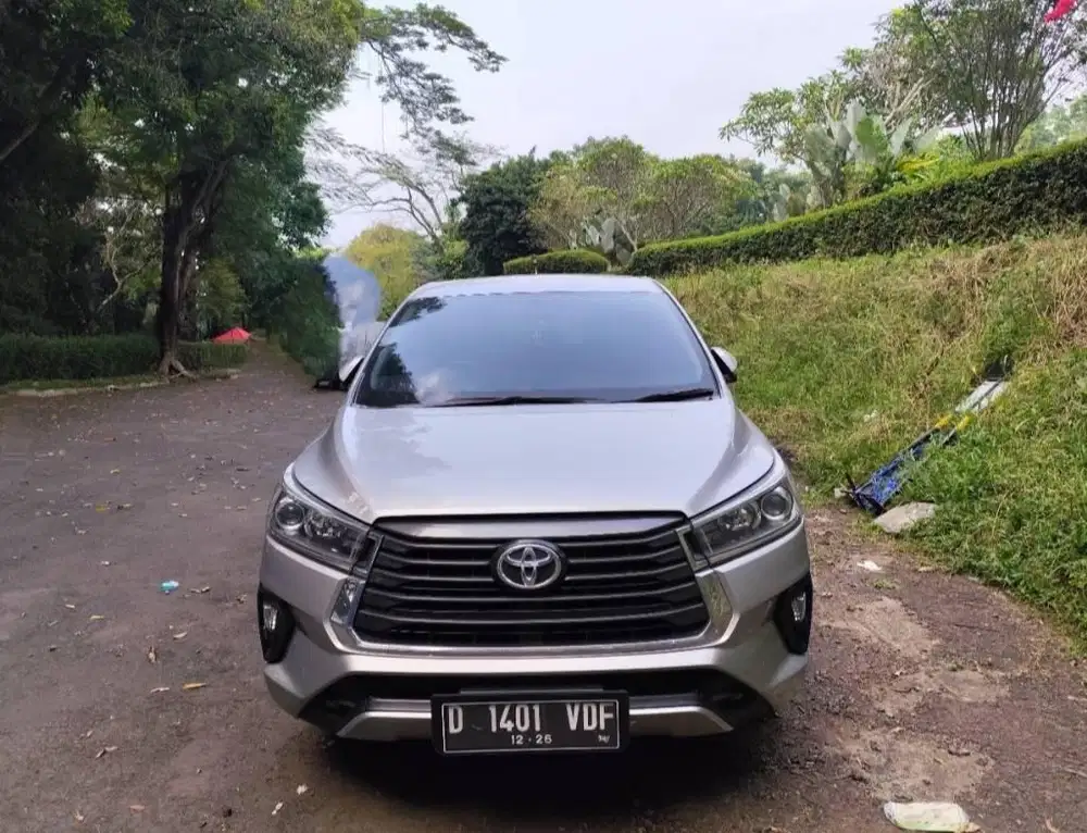 Innova 2.4 V AT 2021 DIESEL