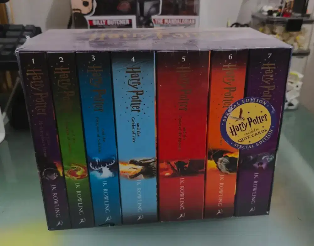 Harry Potter Complete Collection Special Edition includes Quiz Cards