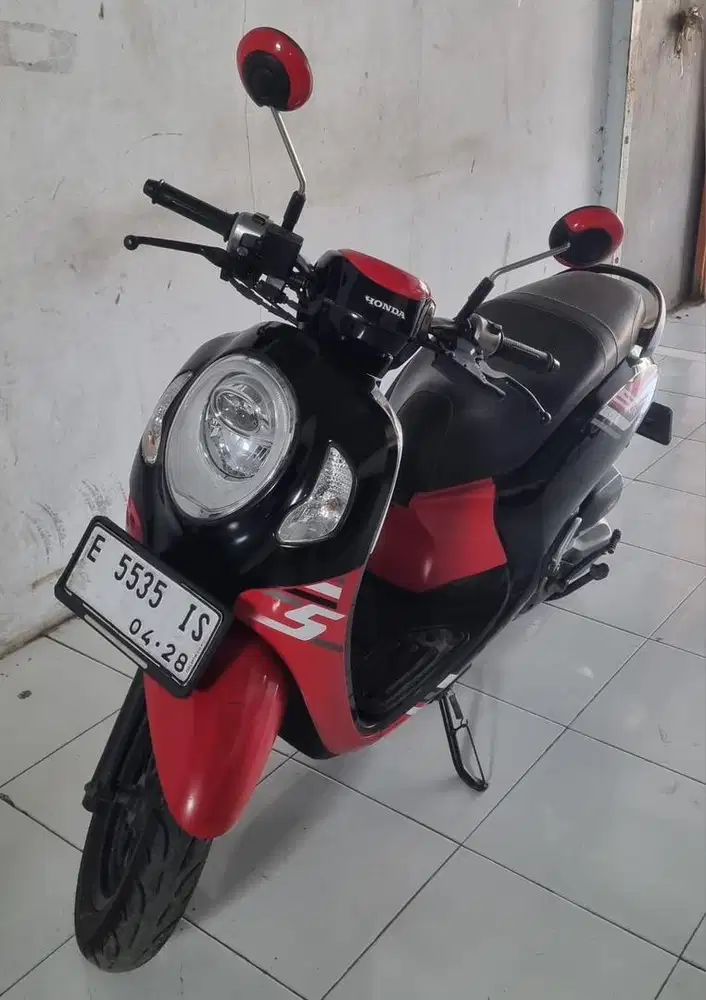 Scoopy 2023 (Motor Bekas)