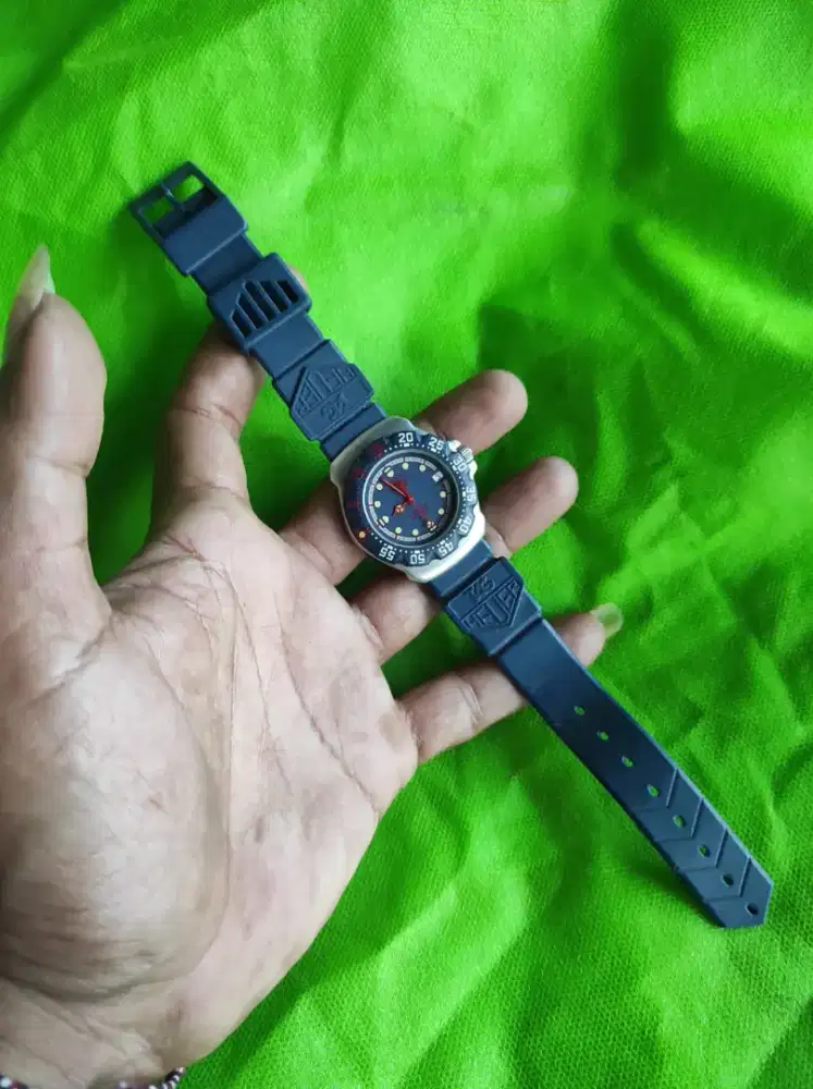 Jam tangan tag heuer