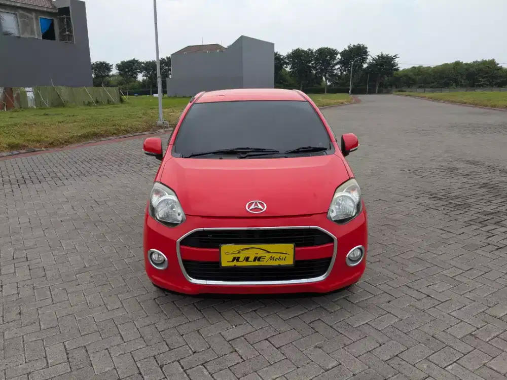 DAIHATSU AYLA 2017 X 1.000cc  AUTOMATIC
PMK 2018
MERAH METALIK