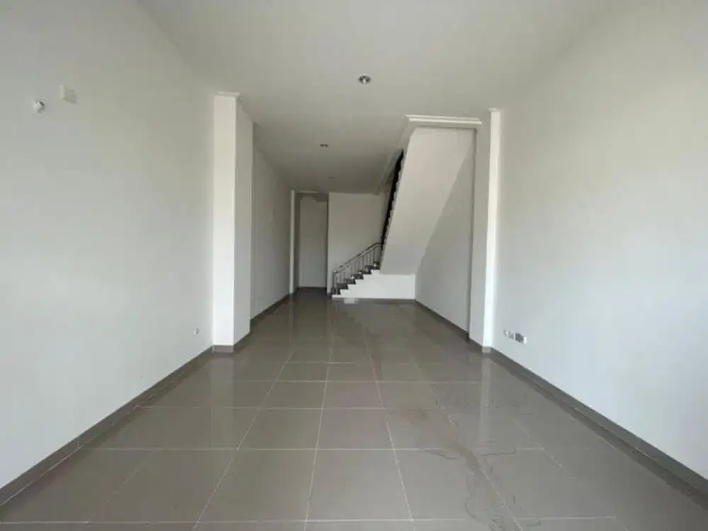 Dijual Rukan Badan 3,5 Lantai di PIK 2