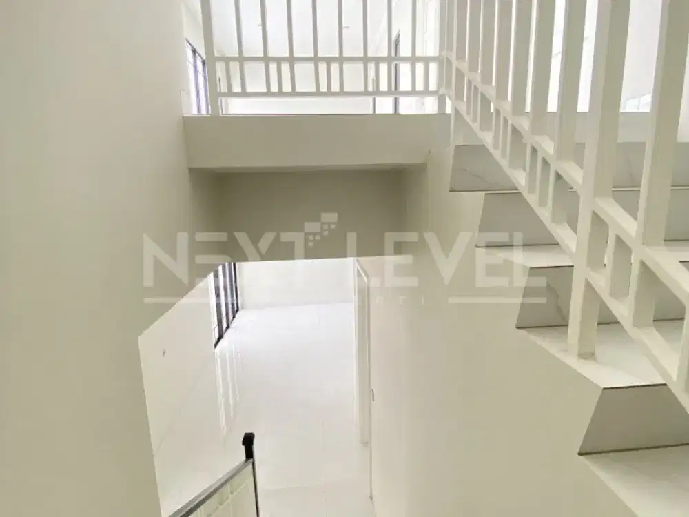 Disewakan rumah di cluster Jasmia lokasi crown gading