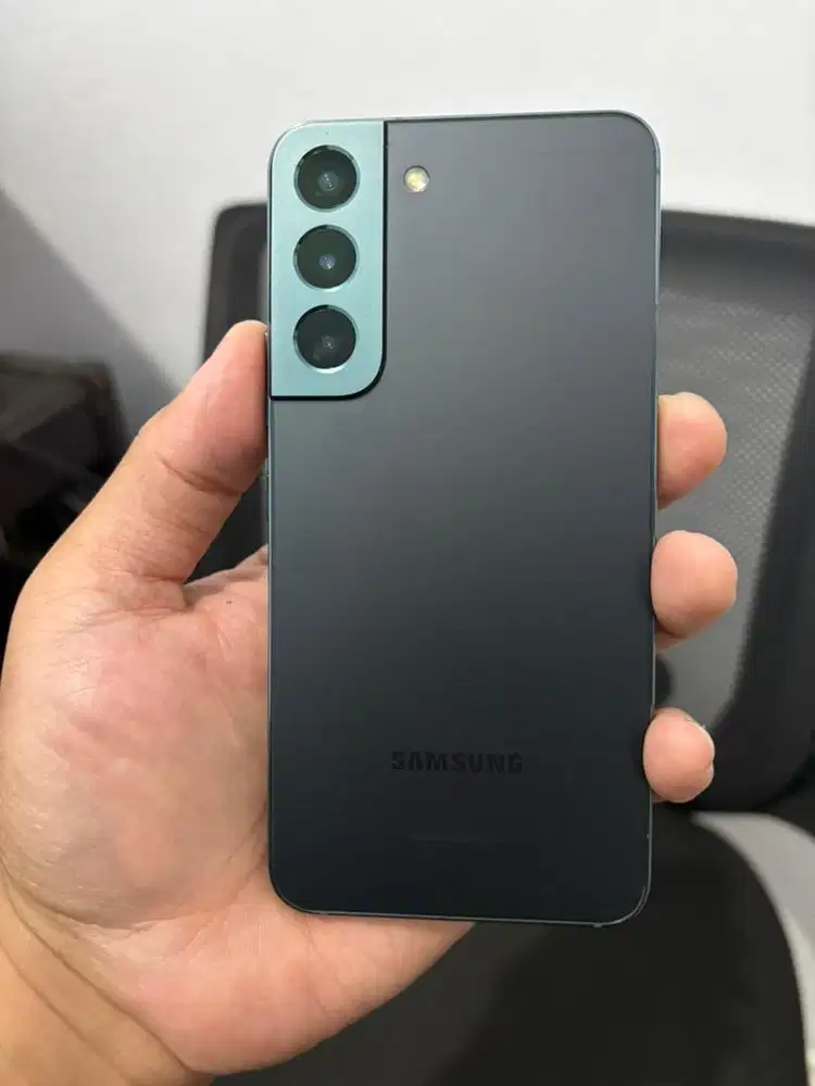 Samsung Galaxy S22 8/256 Green SEIN IMEI Aman No Green Screen