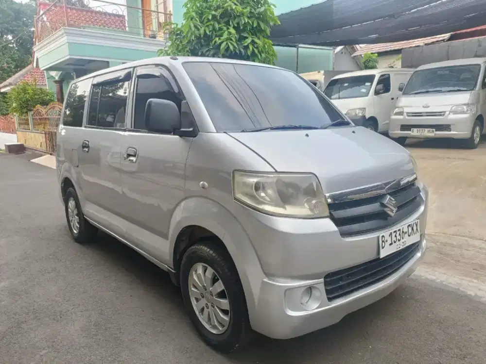 Suzuki APV arena GL MT th 2015