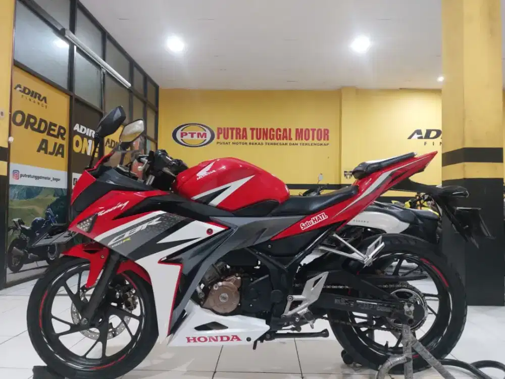Honda cbr 150 R 2018 Dp. 900 ribu