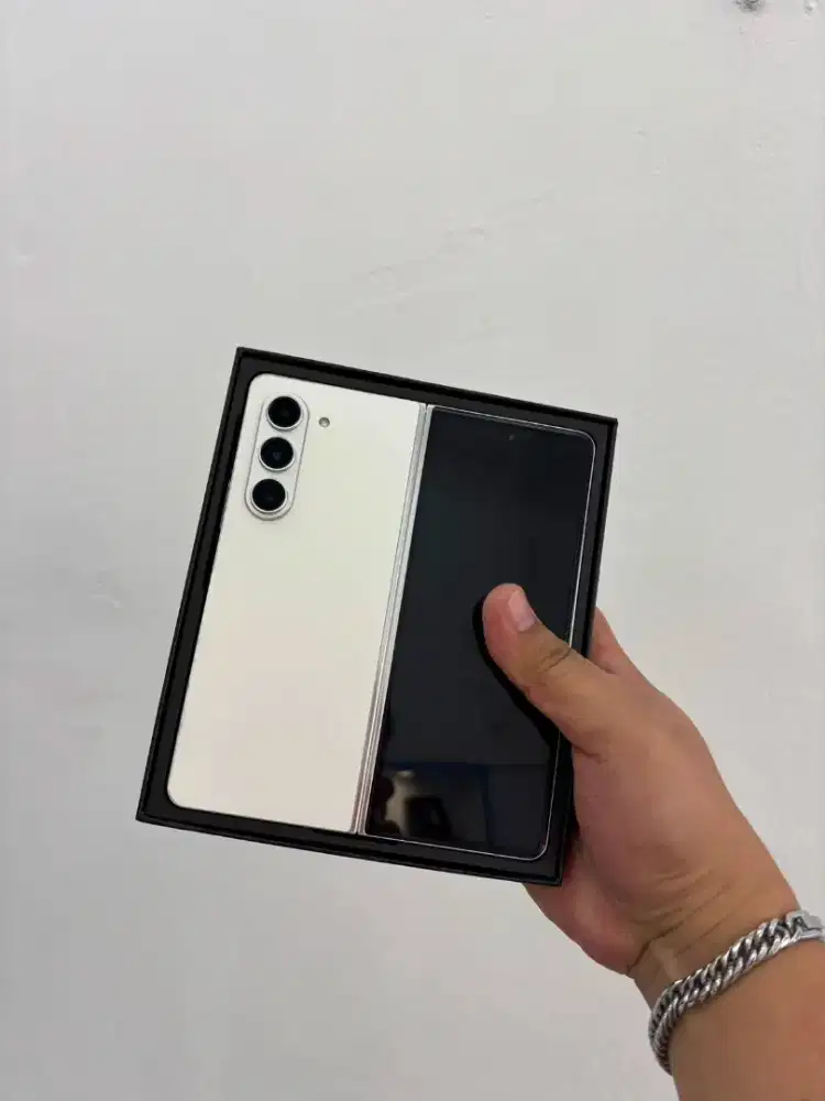 Samsung Galaxy Z Fold 5 5G 12/256gb Fullset Original Sein Resmi