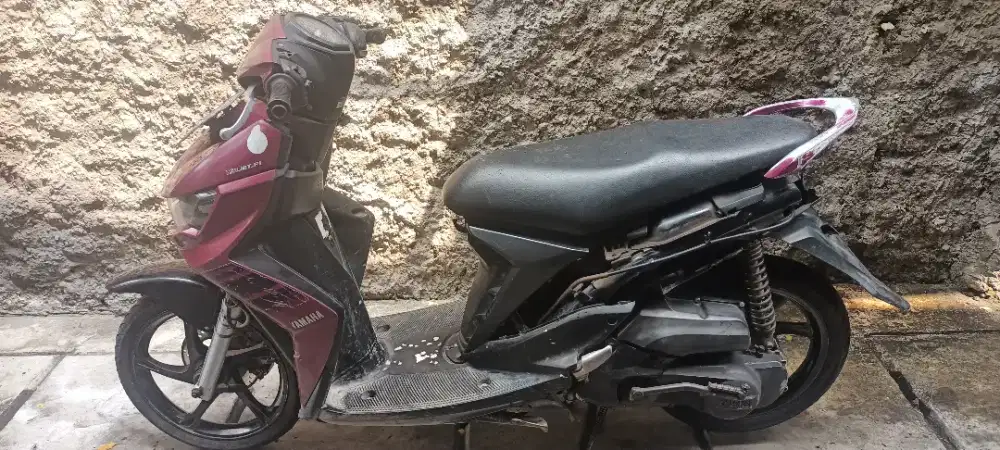 Di jual motor Yamaha Mio soul GT tahun 2012 surat BPKB saja pajak off