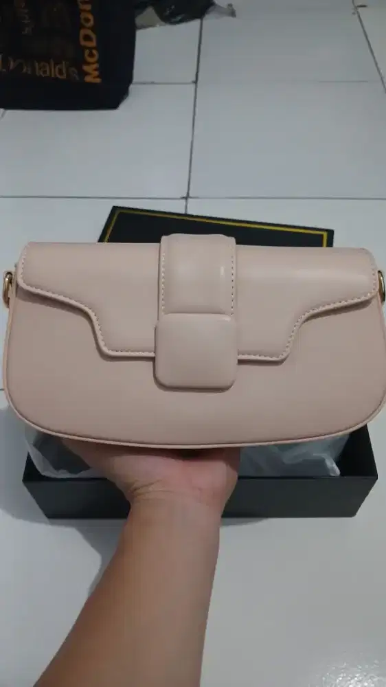 Tas Wanita & Dompet Merk JimsHoney