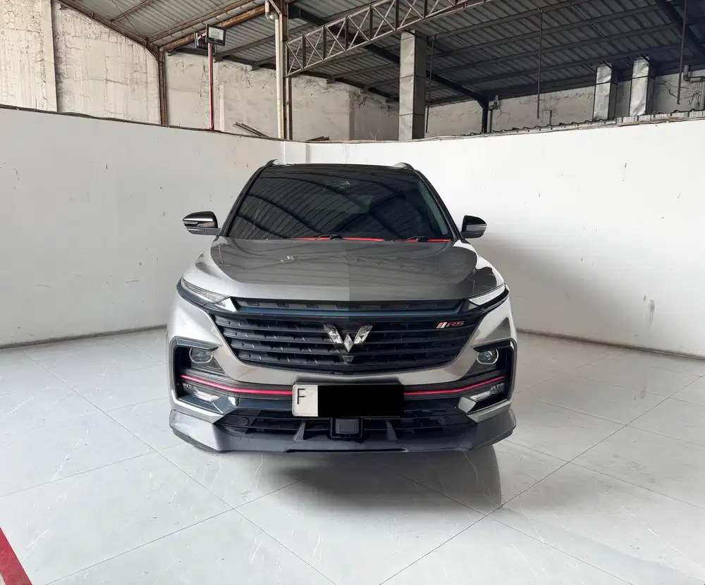 Wuling almaz Pro at 7 seater