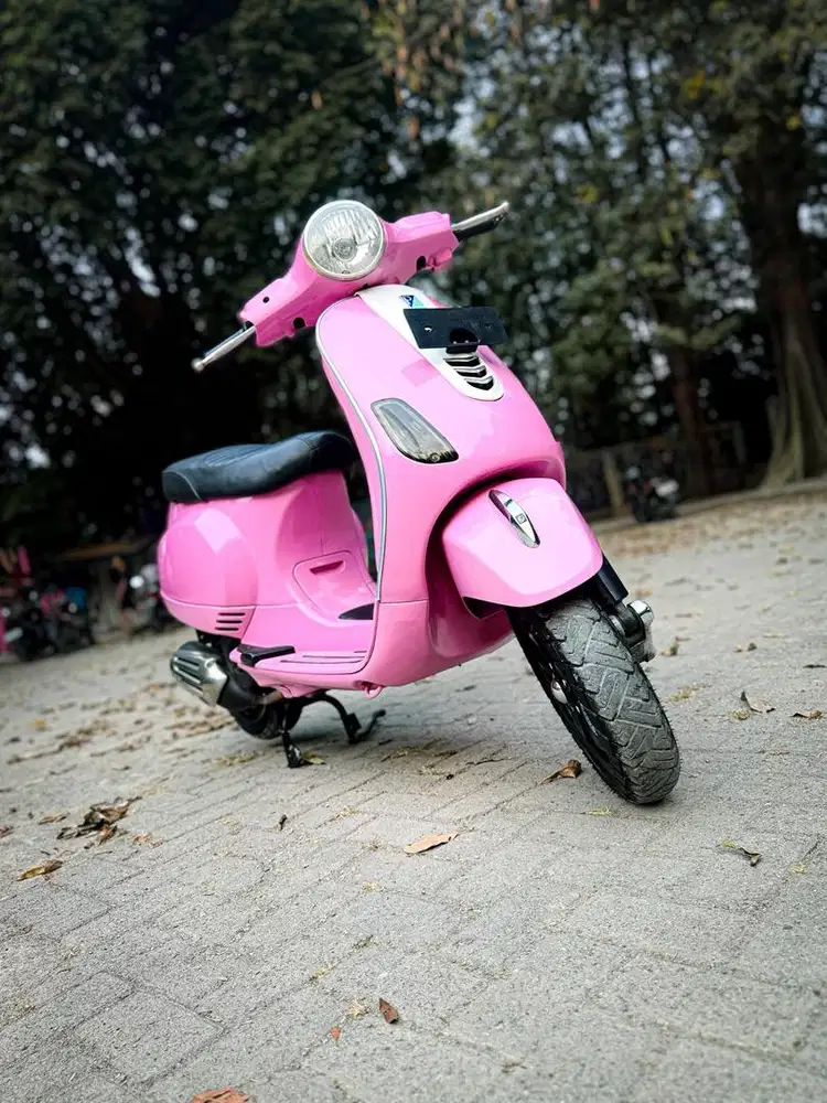 VESPA LX 125 IGET 2018 TERMURAH!
