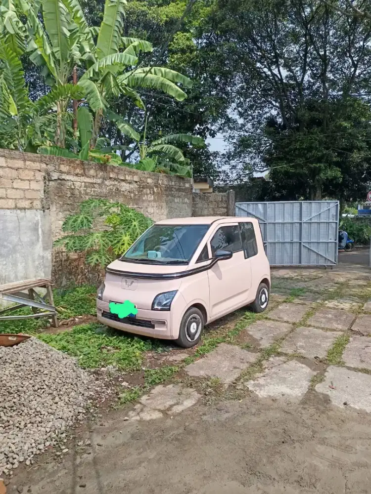 Wuling Air Ev Lite 2025 km 15 rb